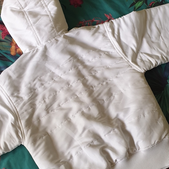 White Puffer Jacket with Faux Fur Hood - Picture 7 of 8